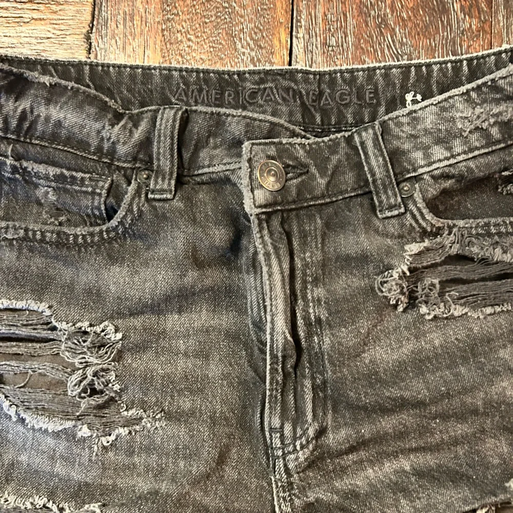 American Eagle Outfitters Black Distressed Festival Mom Jean Shorts